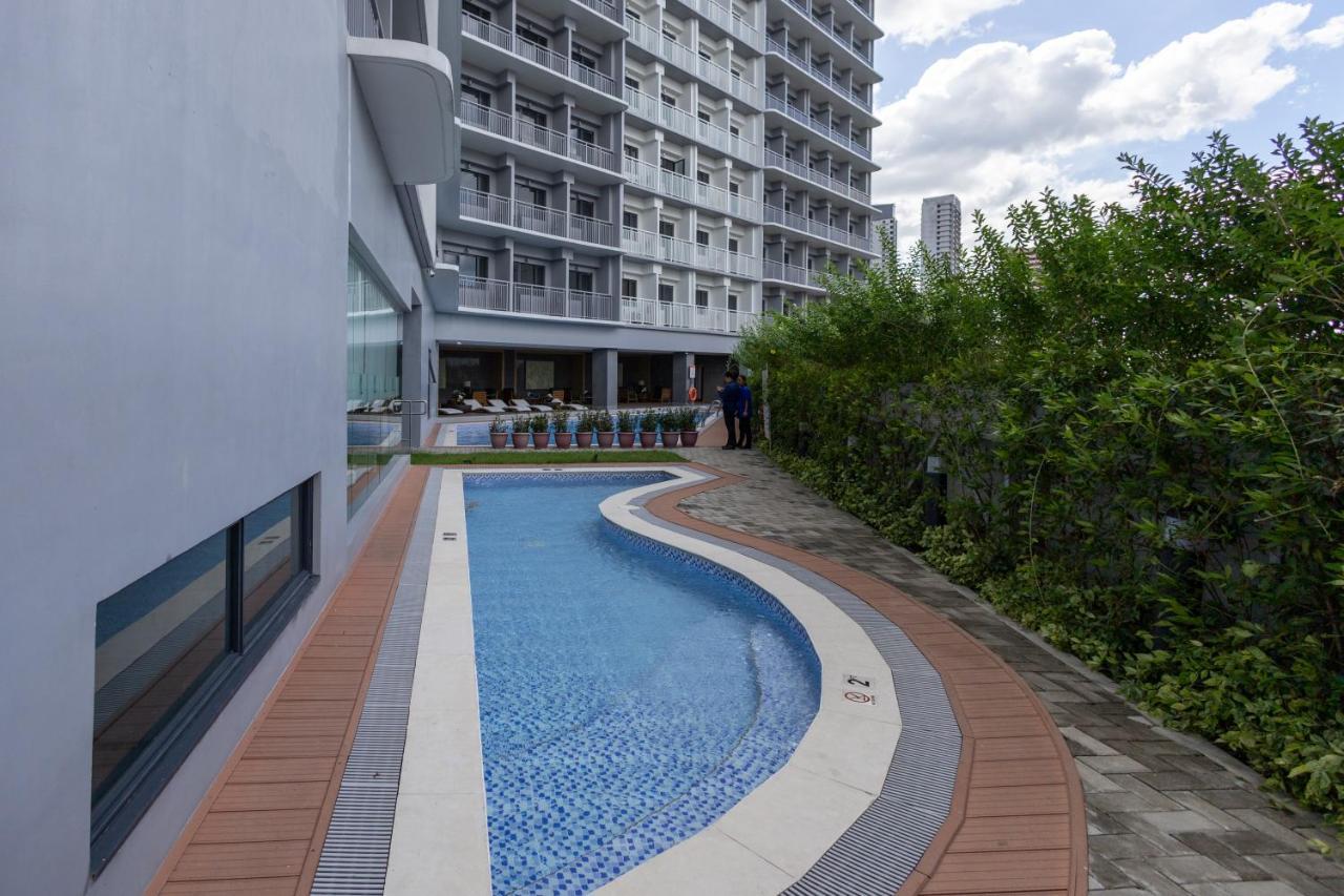 Lush Residences Makati Makati City Exterior foto